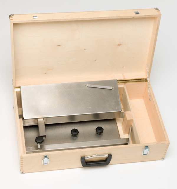 Fugobox Spezial-Spachtelkasten im praktischen Holzkoffer